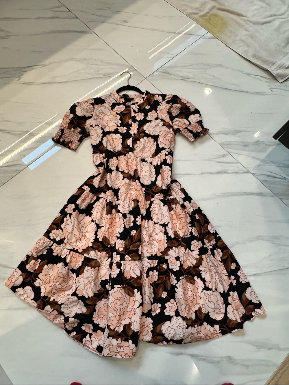 Who What Wear Floating Mums Midi Dress